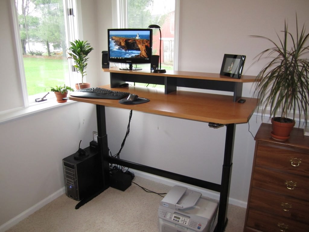 Sit-To-Stand-Desk-Ikea