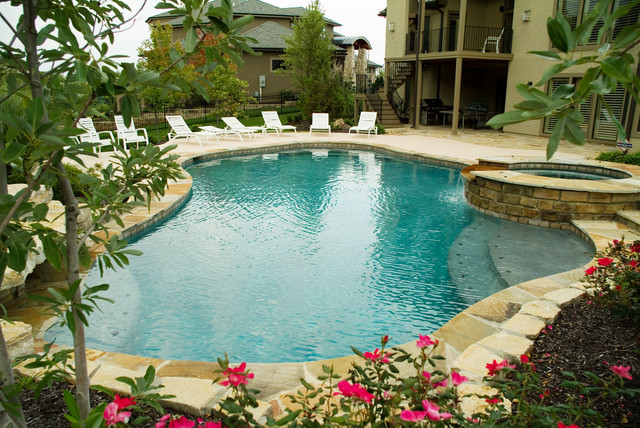 modern-backyard-designs-with-pool