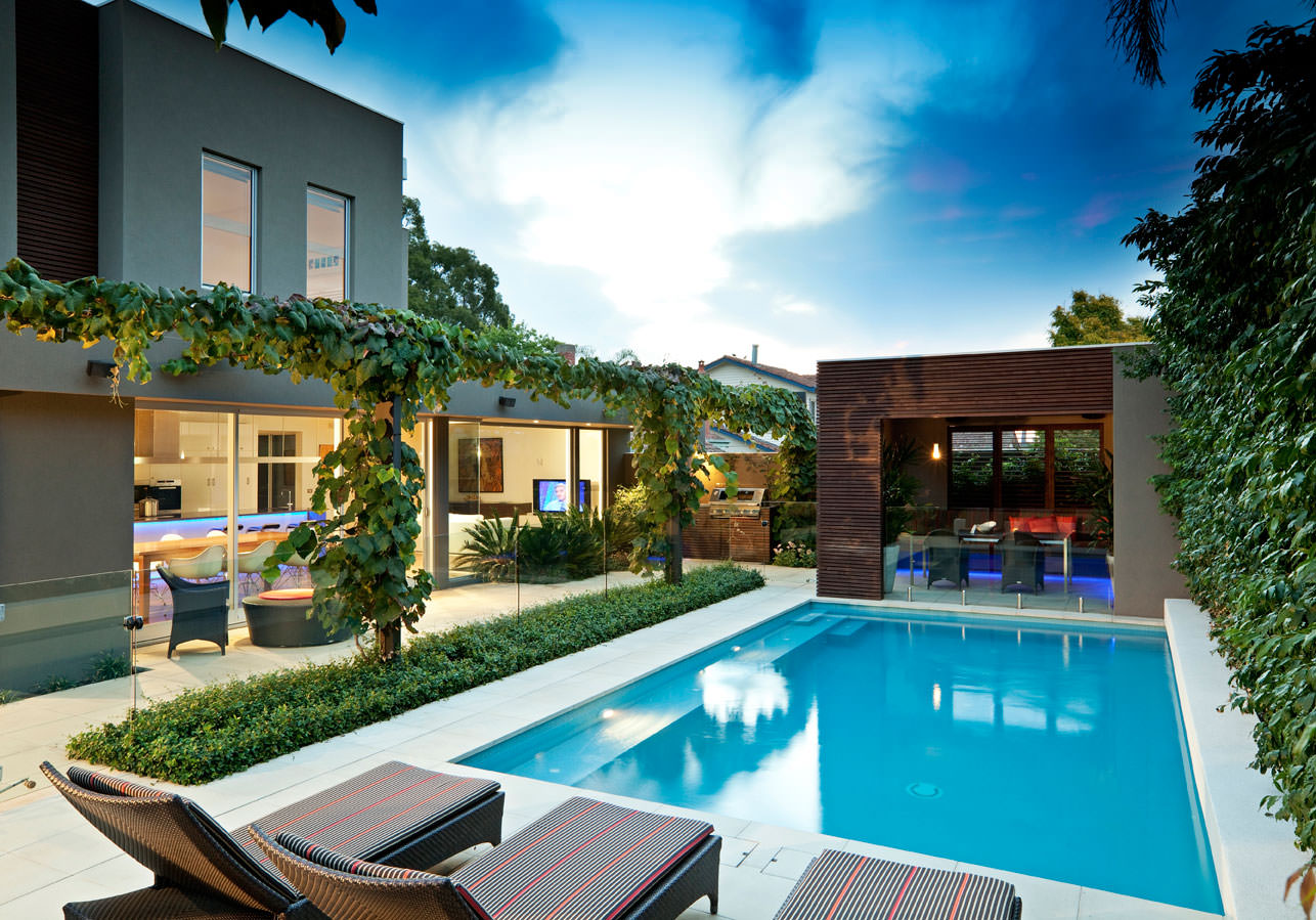 small-backyard-pools-cost